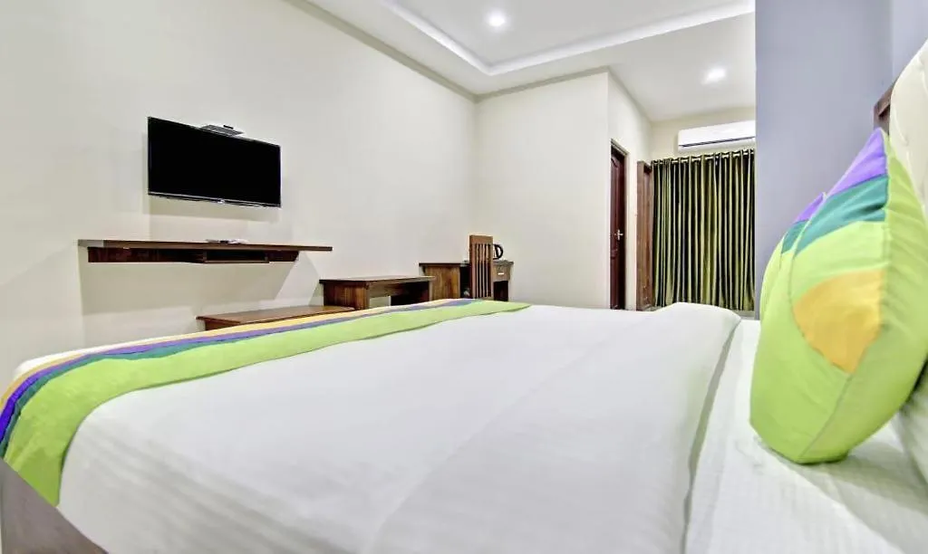 Central Inn Kochi Hotel